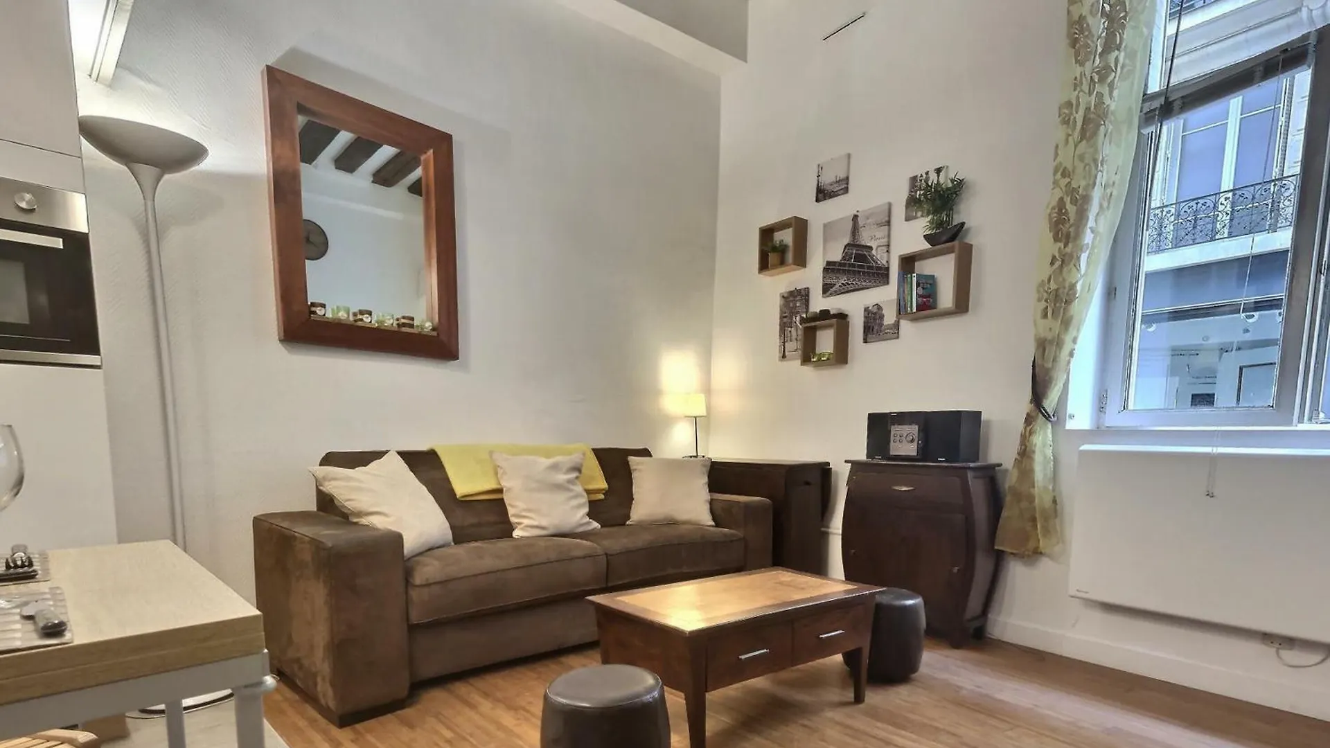Le Saint Claude Apartment